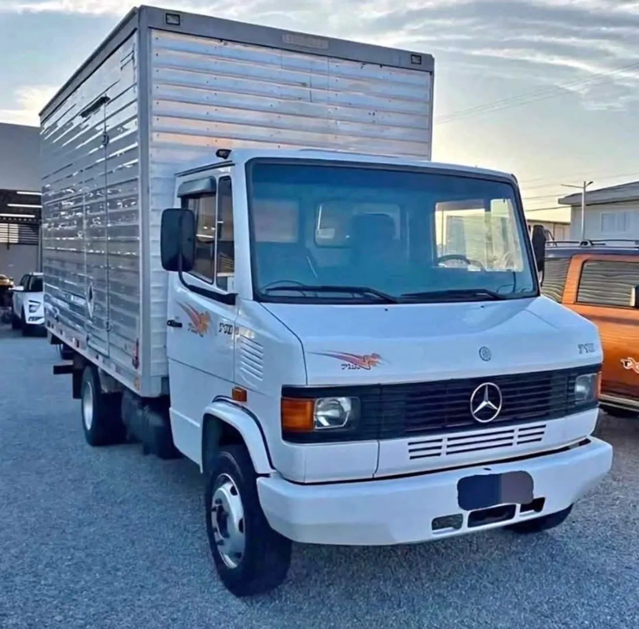 MB 710 2009 Avista ou Parcelado