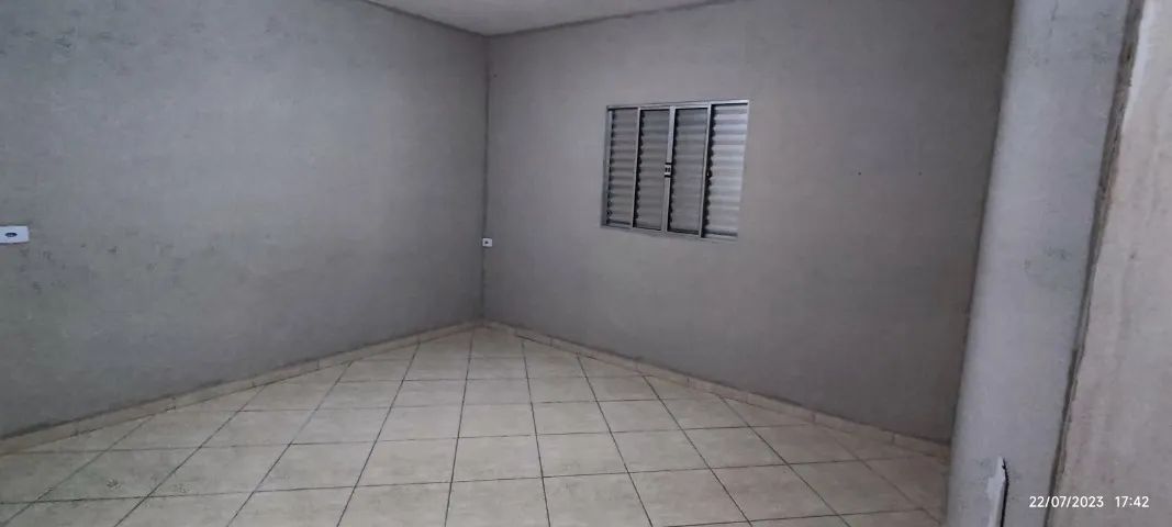 Vende-se uma casa 3 cômodos e um banheiro  - Foto 5