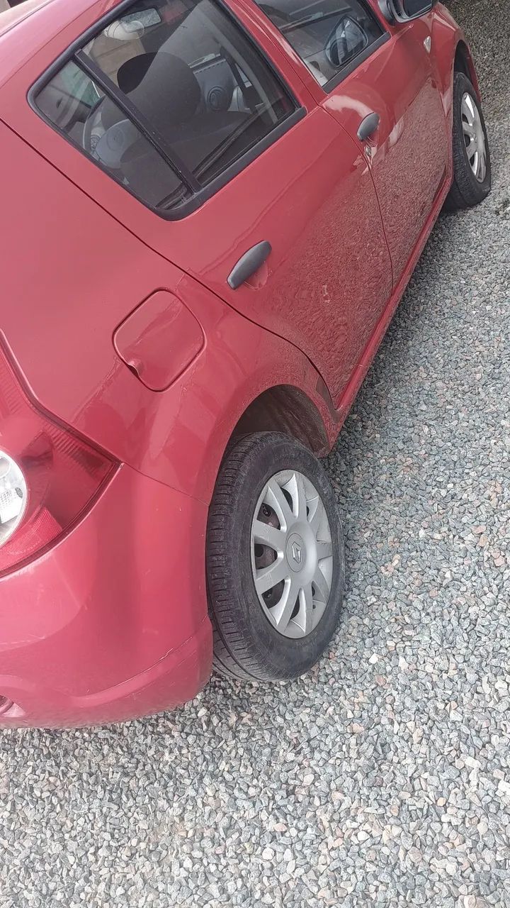 Renault Sandero 2010