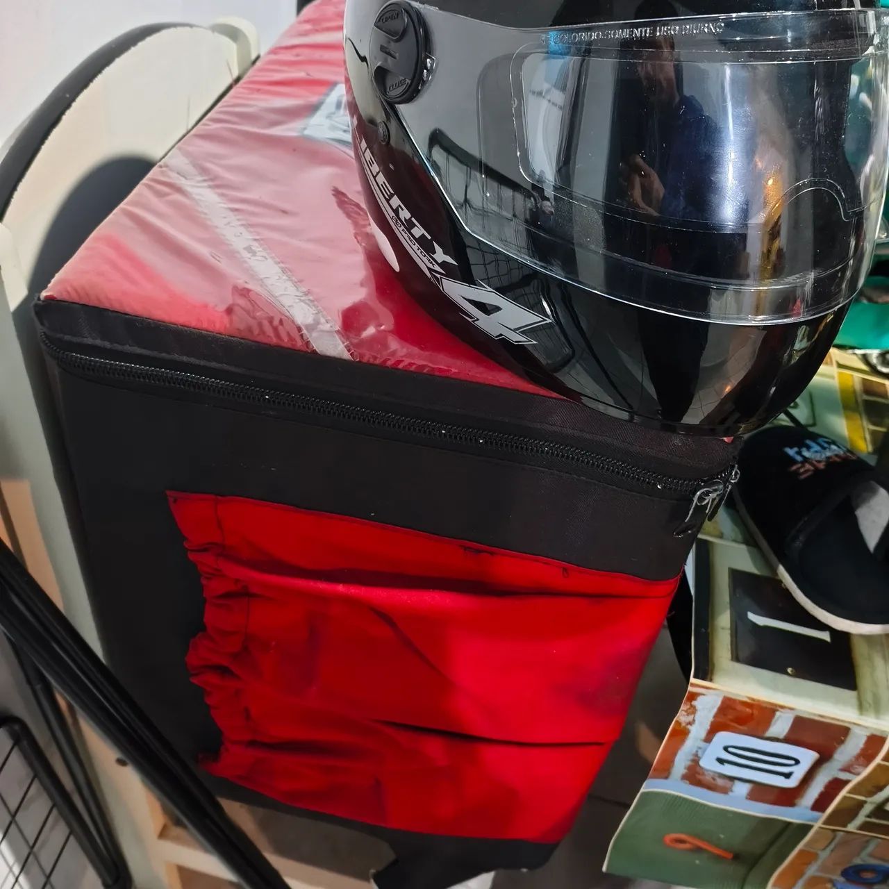 Bag motoboy e capacete 