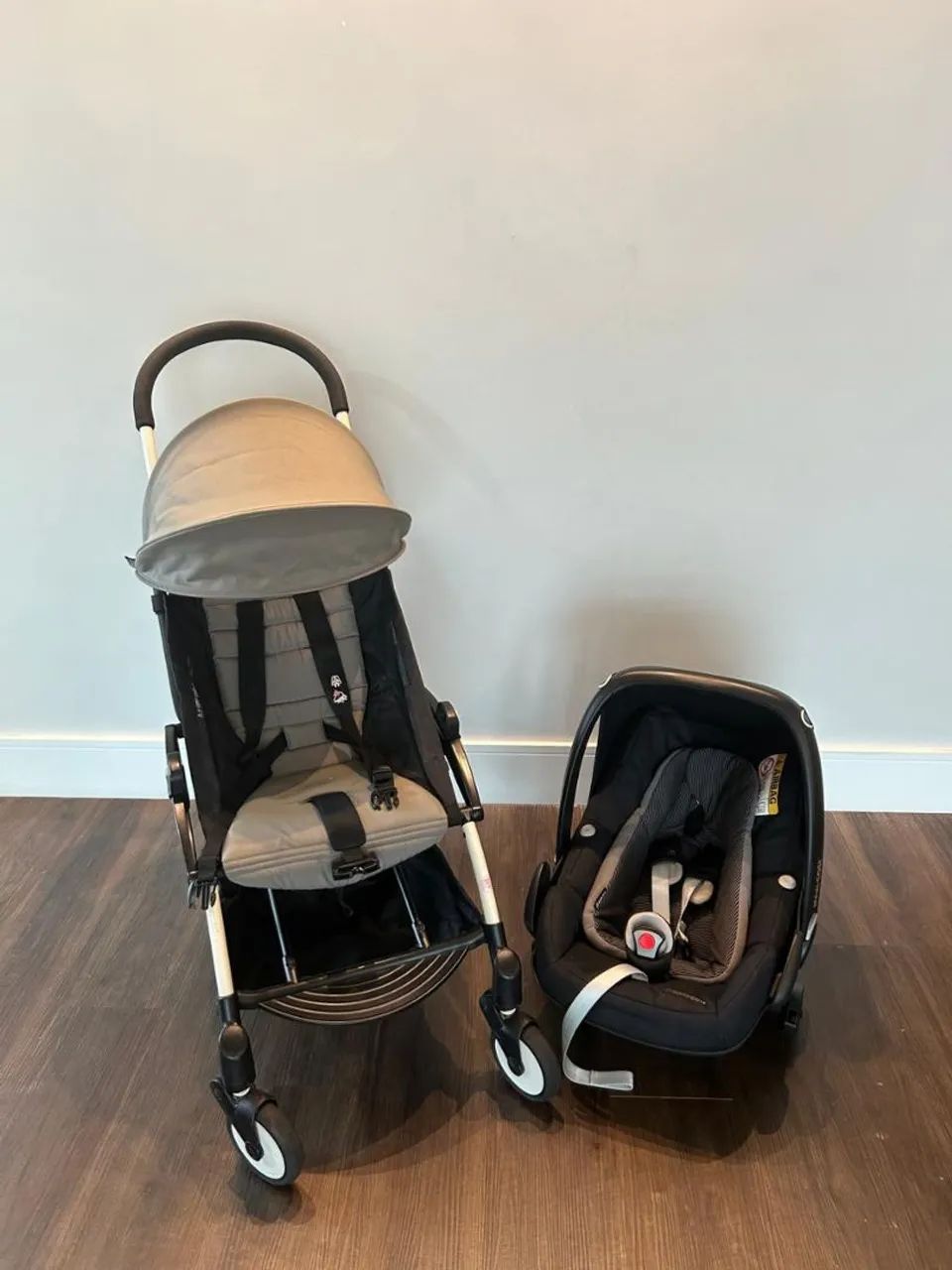 Yoyo Zen Carrinho de Bebê (com adaptador) + Bebê Conforto Maxi Cosi - Foto 2