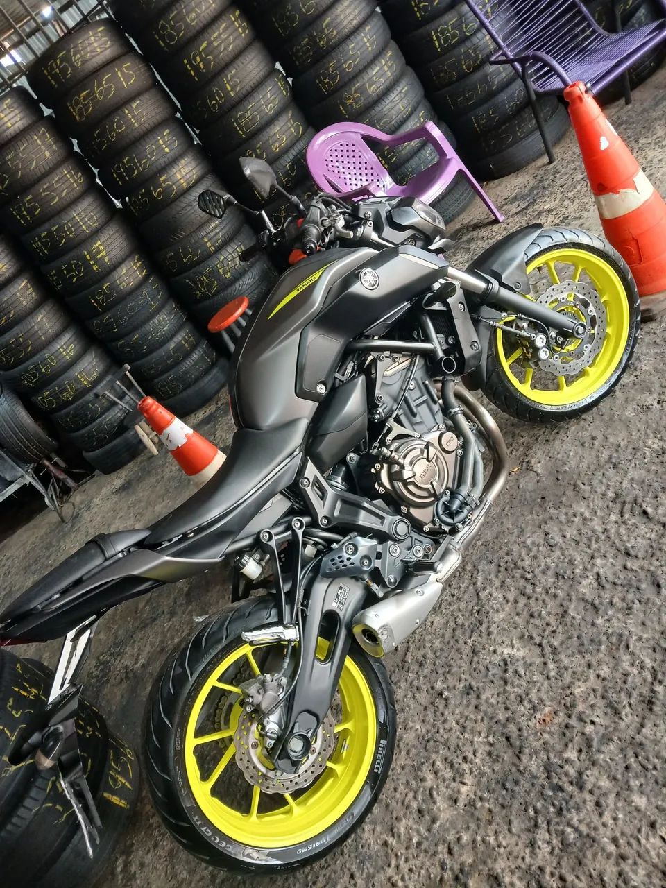 MT 07 - Foto 2