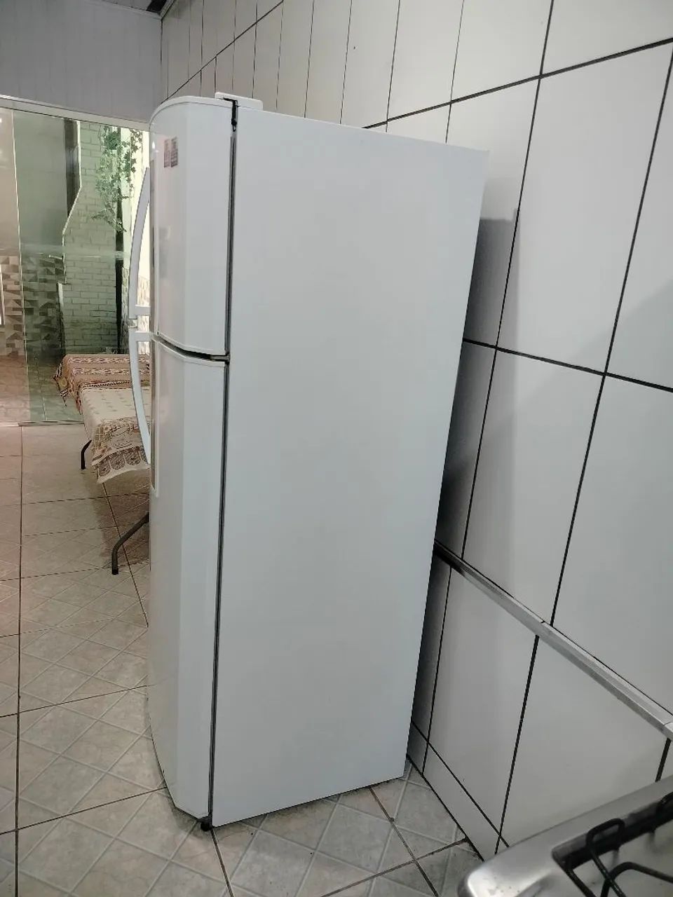 Vende-se geladeira usada - Foto 2