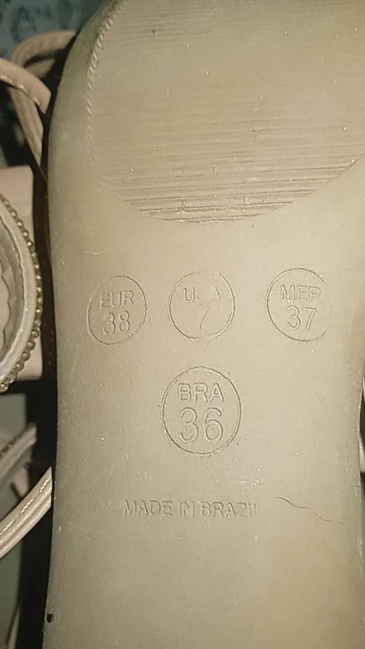 Vendo sandália nova!  - Foto 2
