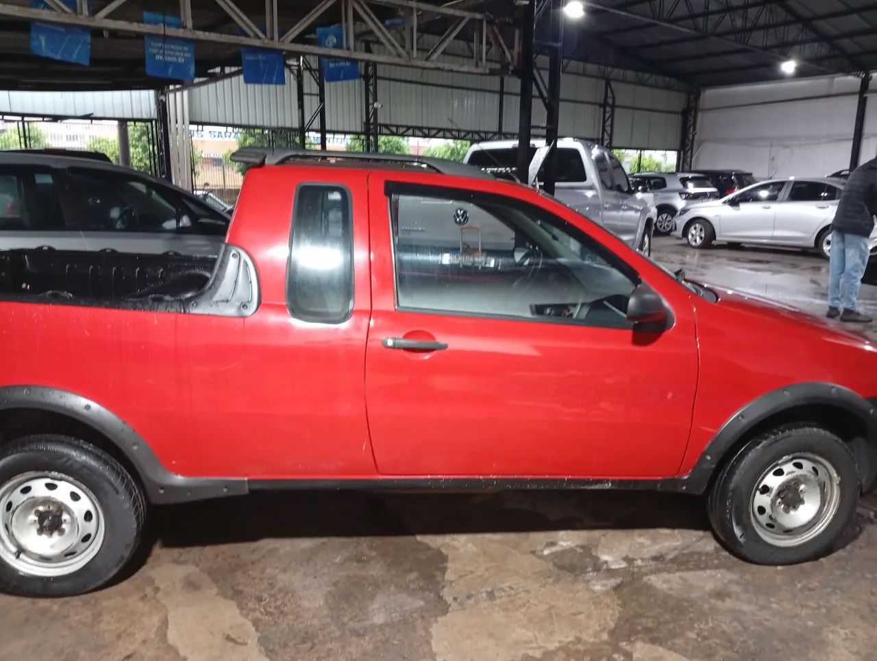 Fiat Strada 1.4 MPI Fire Flex 8V CE 2011 - Foto 2