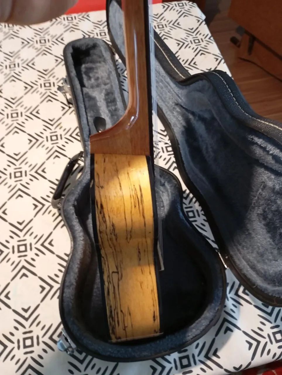 Ukulele com case  - Foto 4