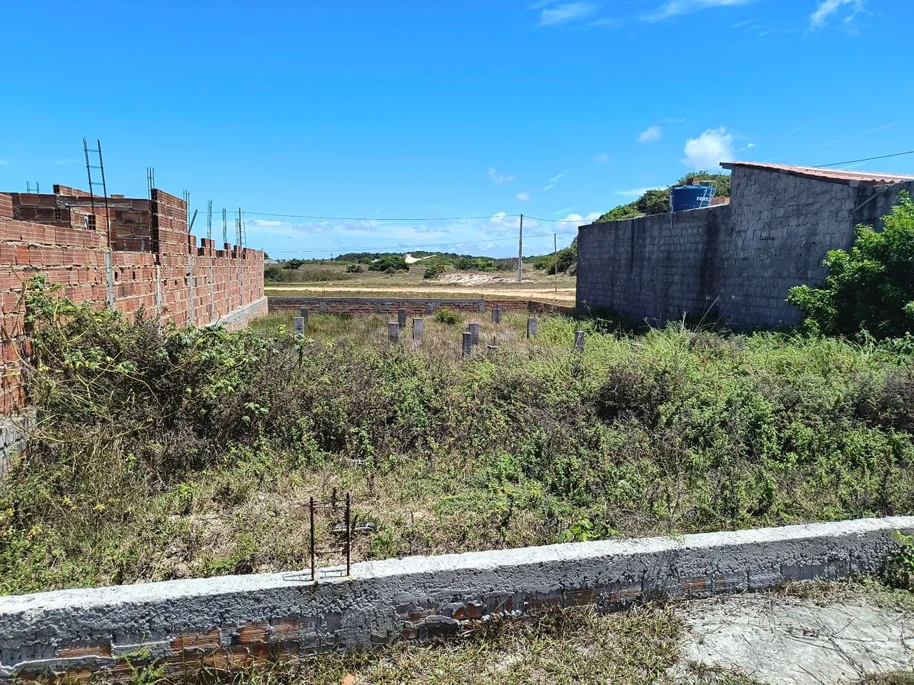 Terreno na praia do Abaís a 800m do mar