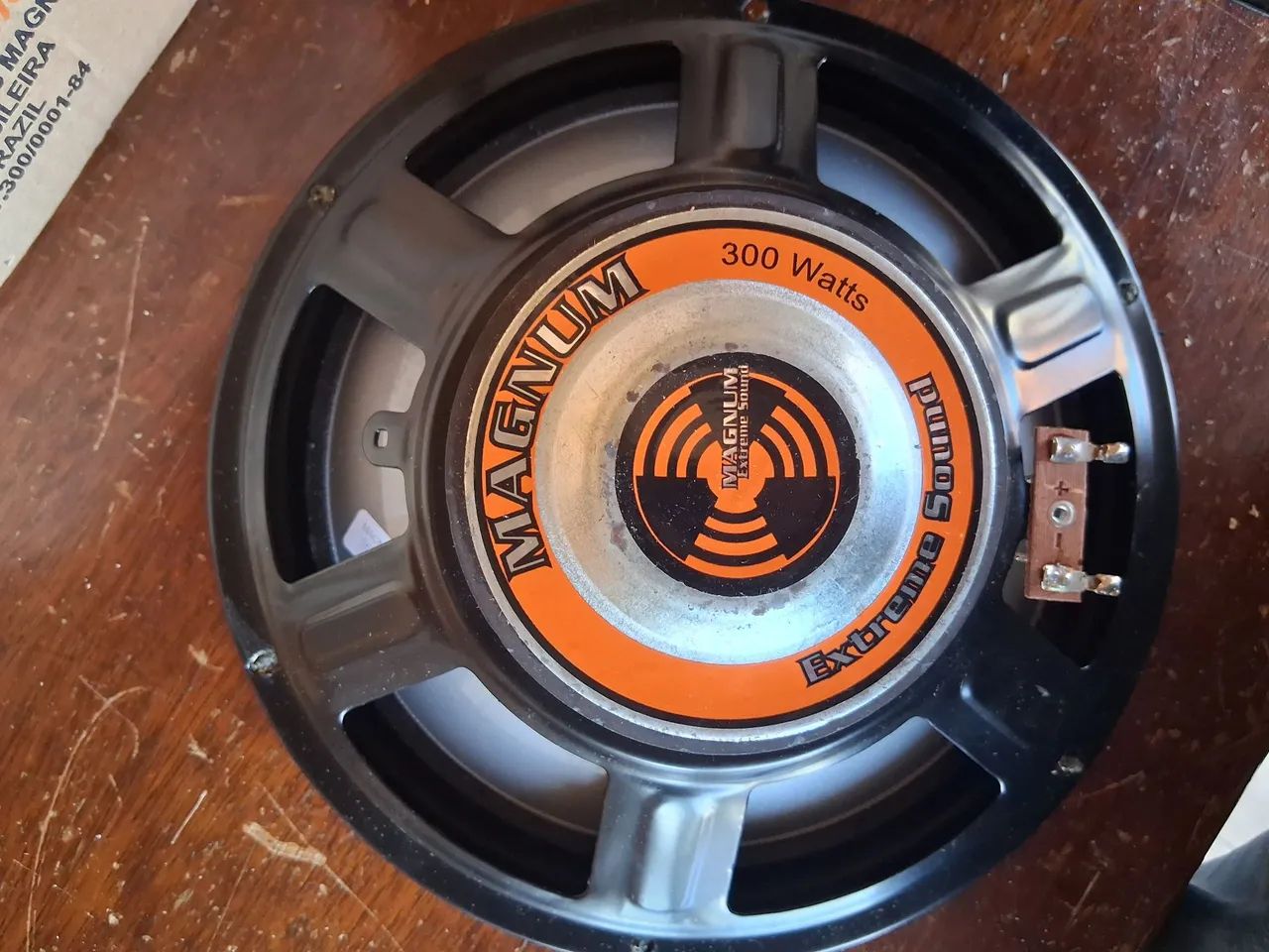 Par de subwoofer magnun 10 polegadas, usado uma vez seminovo 4 ohms  - Foto 2