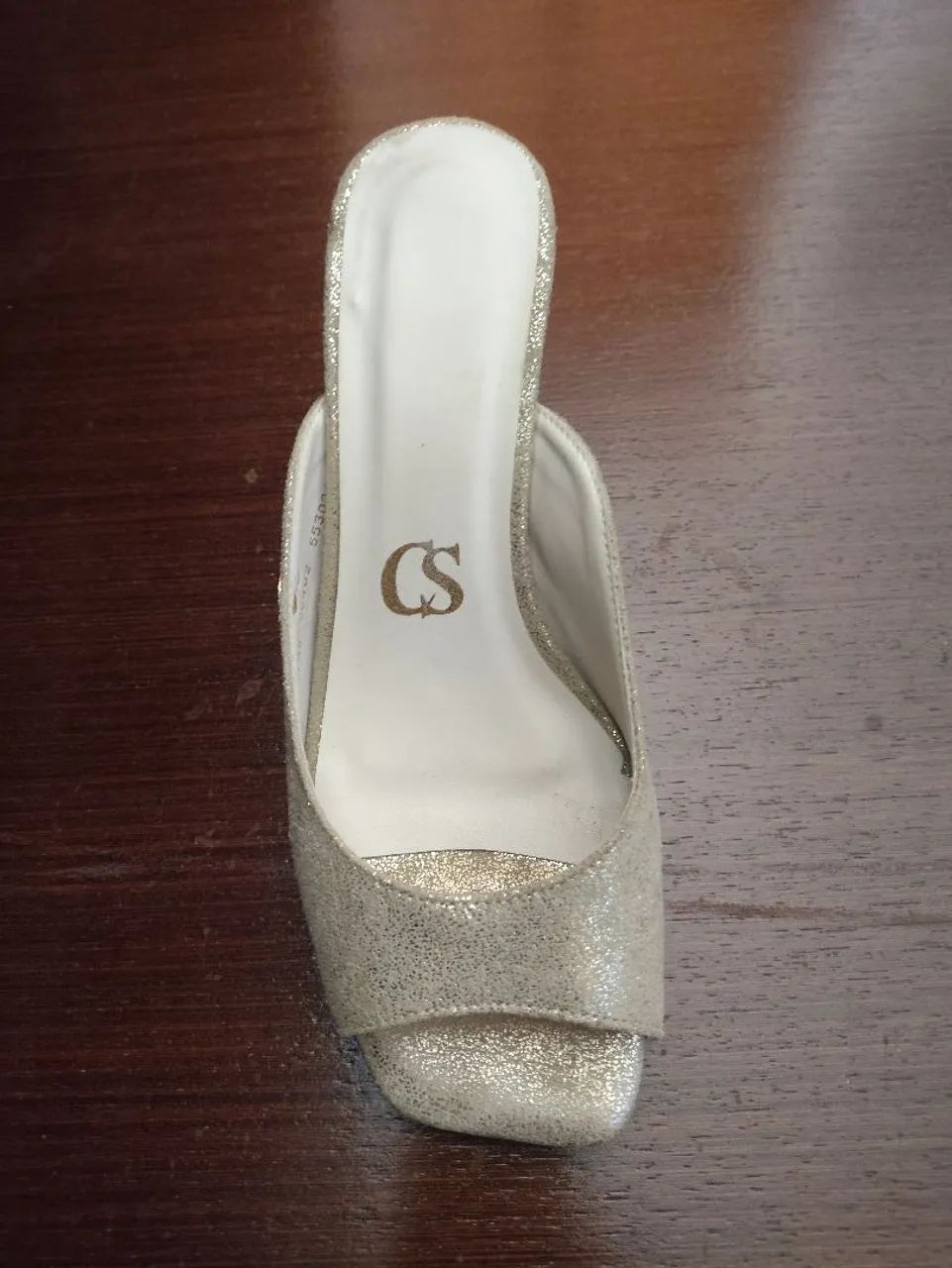 Sapatos semi novos 35 - Foto 6