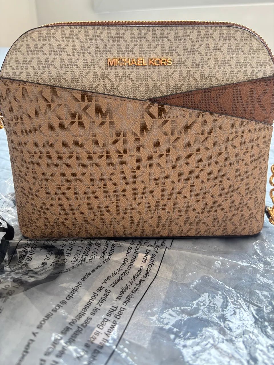 Bolsa Michael Kors canva em 3 tons