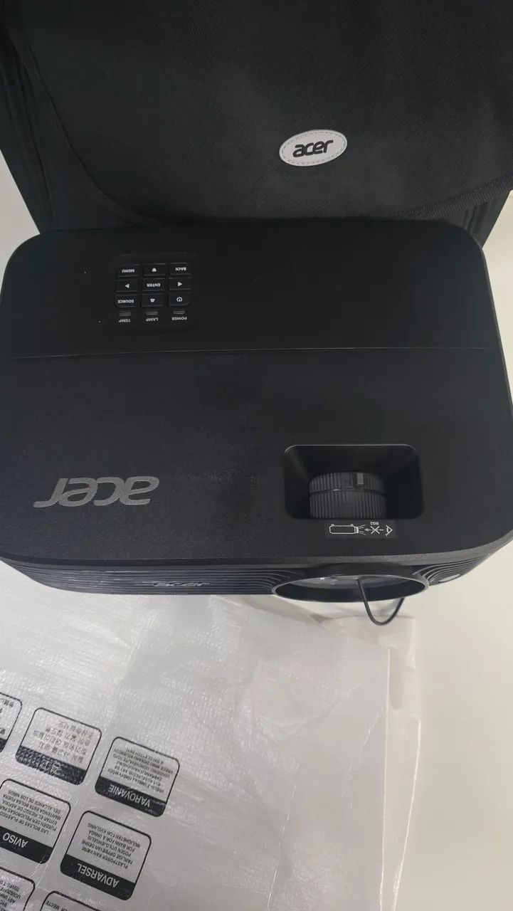 Projetor Acer com 4.800 lumens - Foto 5