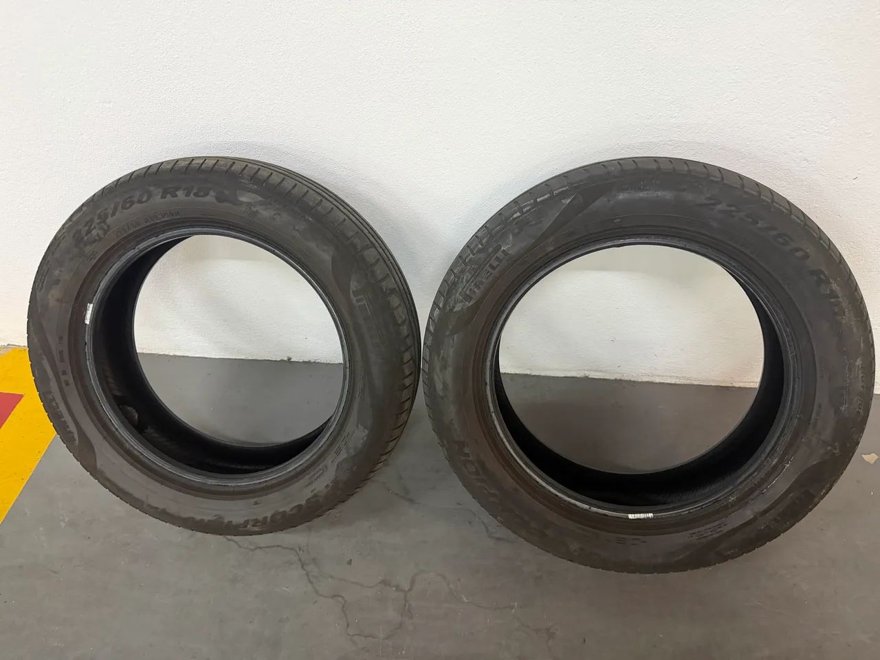 Pneu Pirelli 225 60 R18 - Foto 3