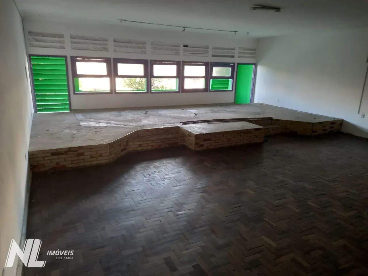 Prédio Comercial de 1.143,49m² com 14 salas - Foto 5
