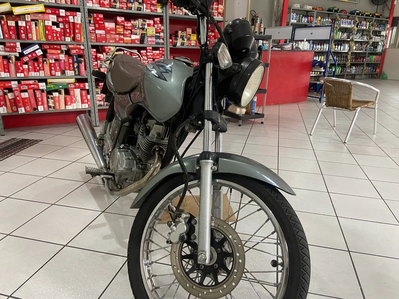 Titan 125 - Foto 2