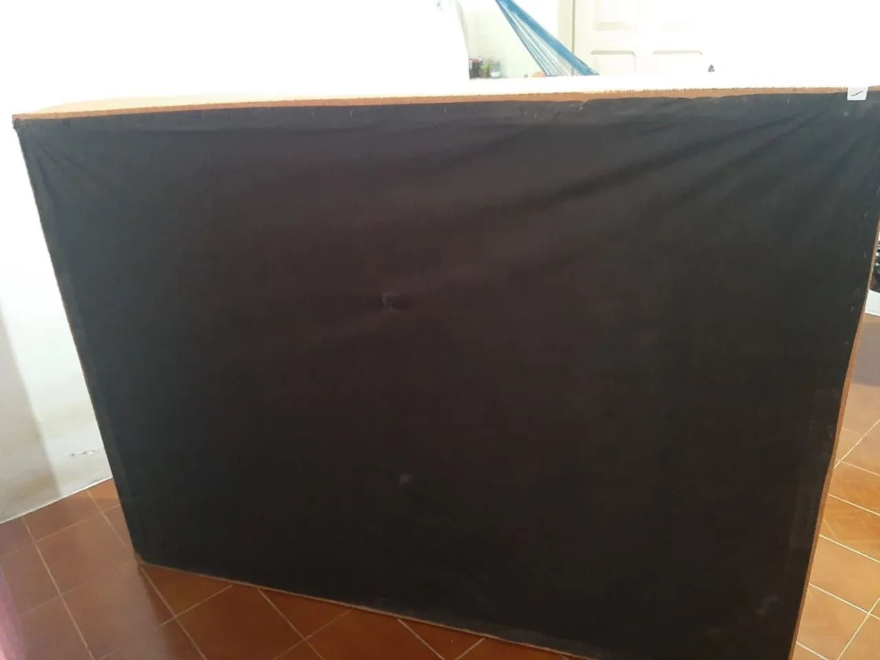Vendo base para colchão de casal e sapatos - Foto 3