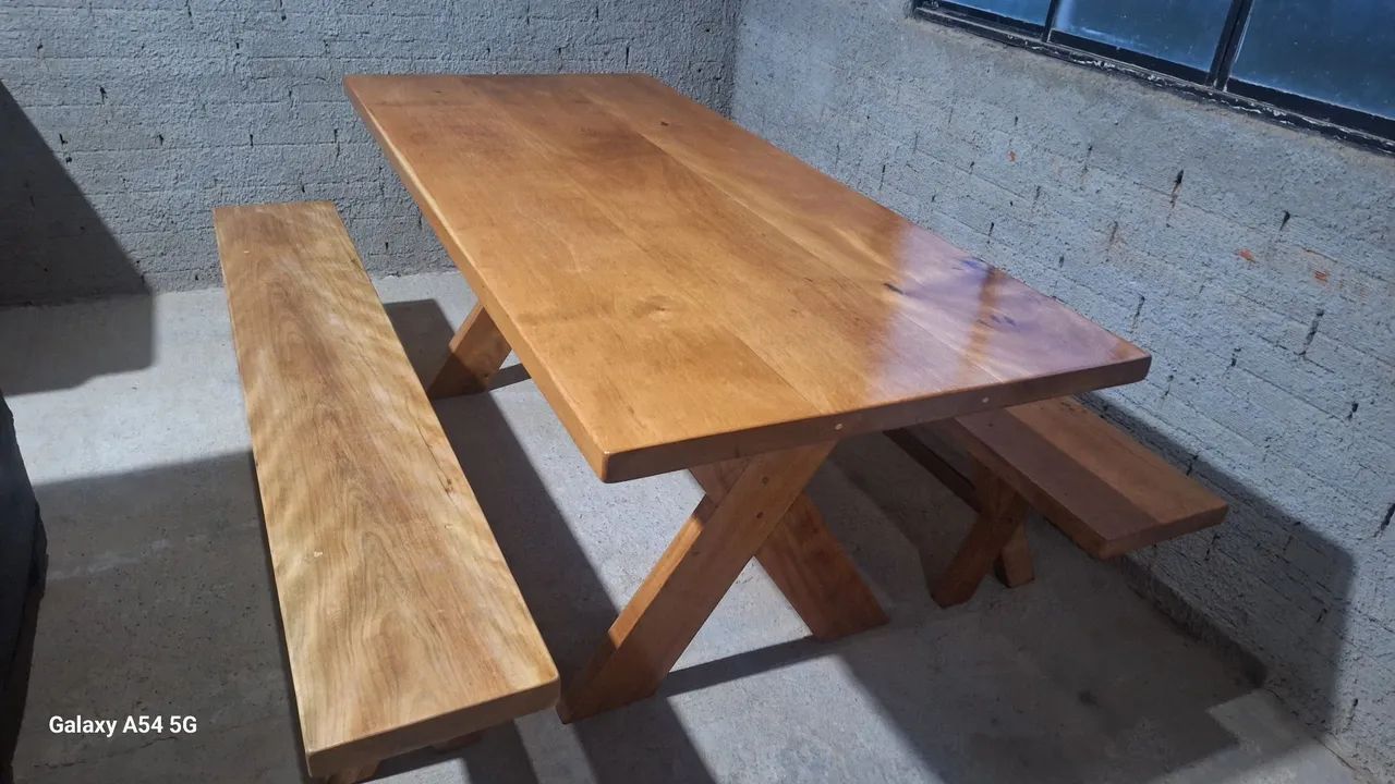 Mesa rústica