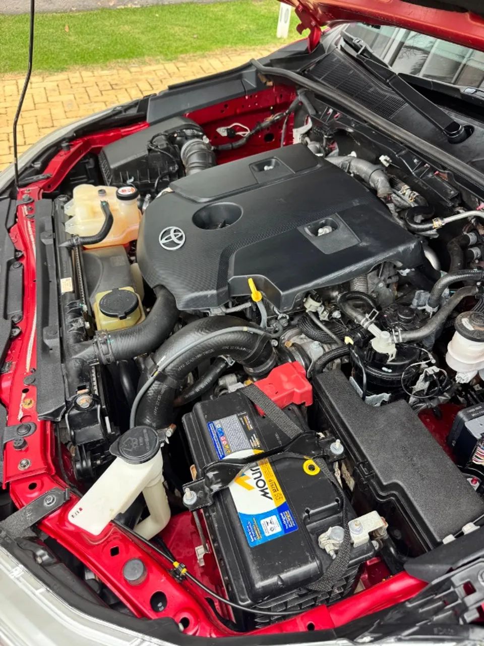 Hilux. 2019. SRX. Série especial 50 anos. Vermelha.  - Foto 2