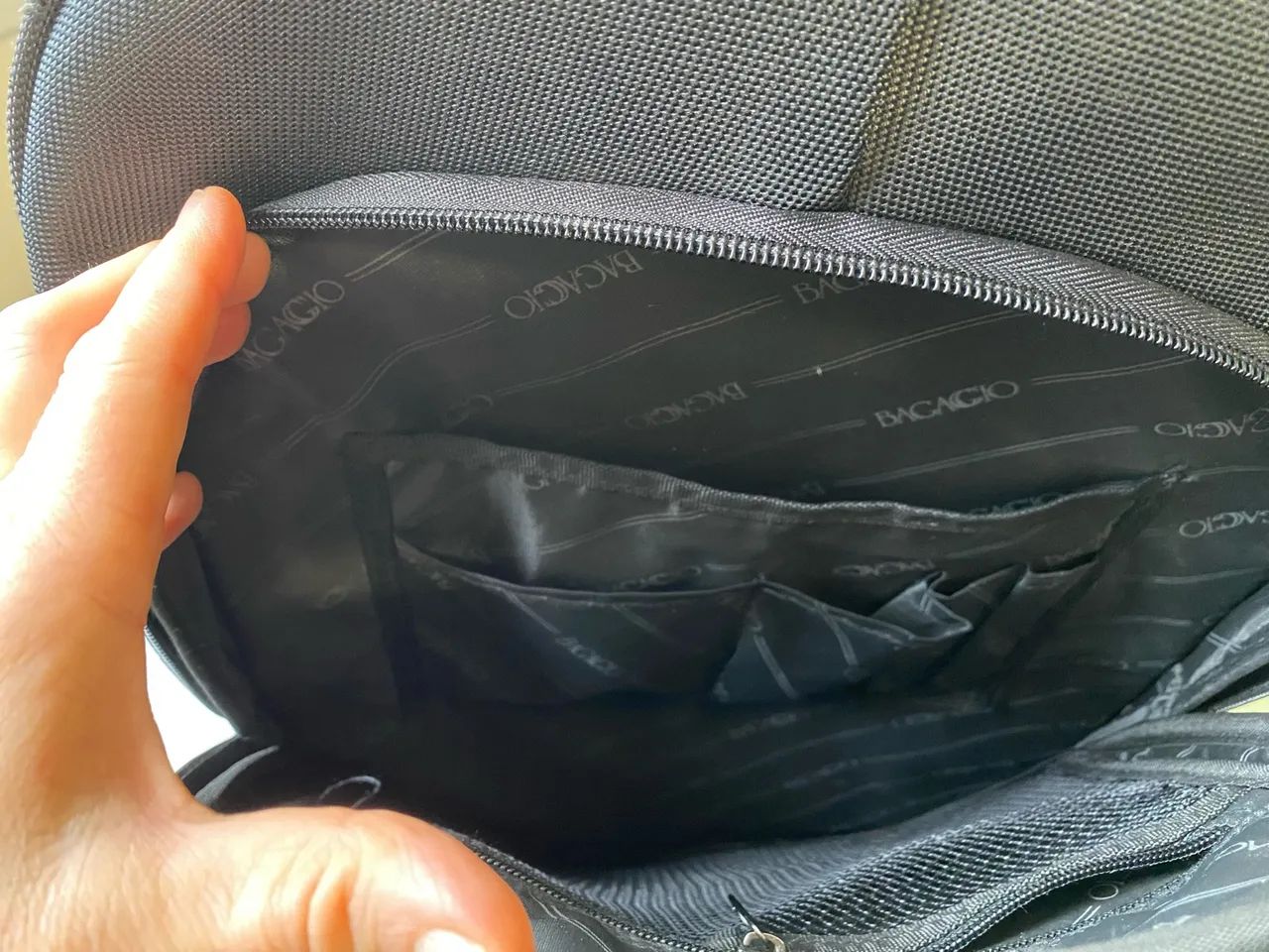 Mochila com rodinhas  - Foto 4