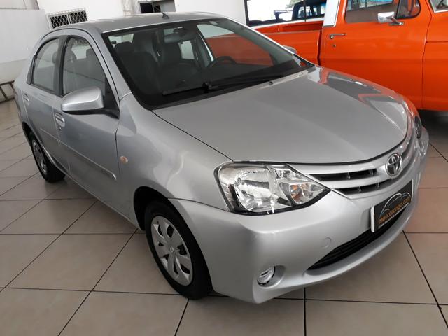 Etios Sedan 1.5 XS