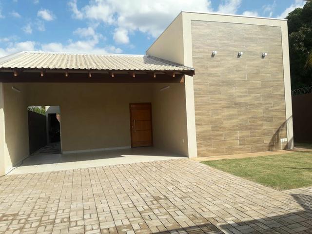 Jardim Tijuca Casa Só no Terreno Casa Nova bem Ampla com Enorme Terreno - Foto 2
