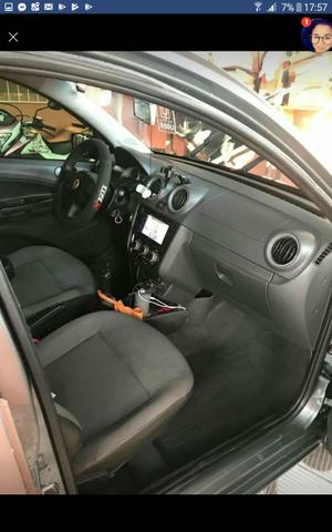 Carro ótimo pra passeio troco carro já financiado - Foto 4
