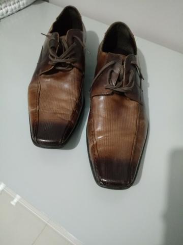 Sapato social Novo - Marca Democrata - tamanho 42 - Foto 3