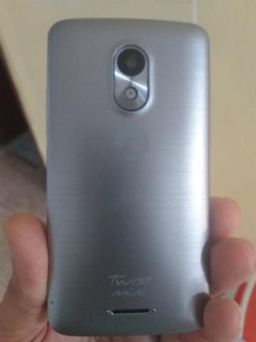 Celular positivo 8 giga tela trincada funcionando normal - Foto 2