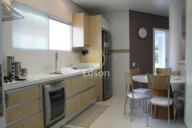Belíssima Casa Alto Padrão com Área de Lazer Completa - Pedra Branca, Palhoça! - Foto 4
