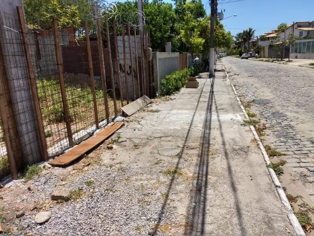 Excelente terreno próximo a Lagoa, Shopping e amplo comercio, plano e pronto p/construir - Foto 2