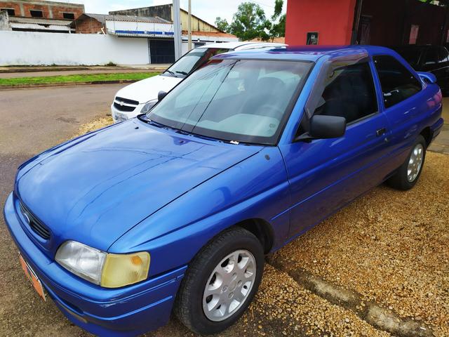 Escort GLX 96/96 Azul completo