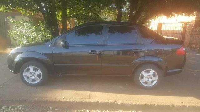 Vendo Carro Ford Fiesta Sedan - Foto 7