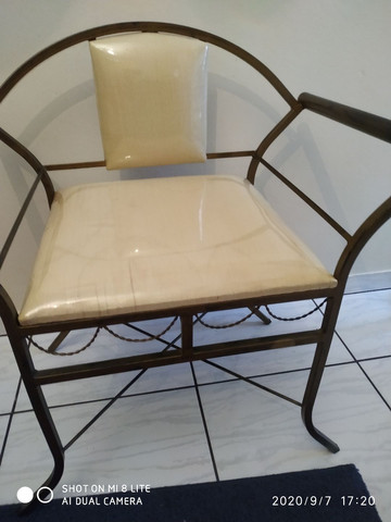 Vende se duas cadeiras de ferro - Foto 5