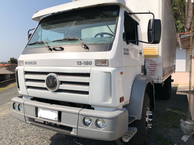Volkswagen 13180 2007 no baú