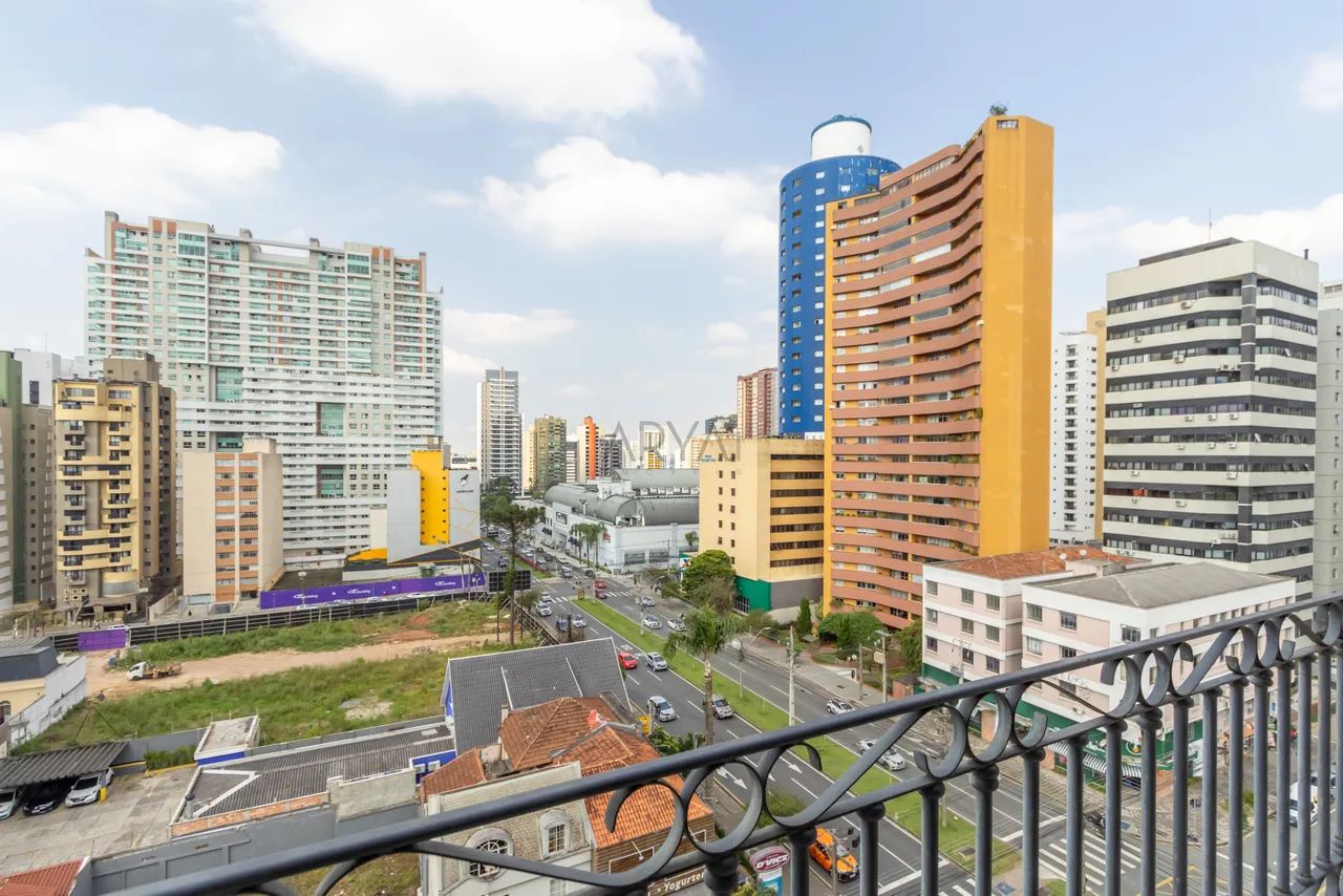 Apartamento no Batel - ARYA 1