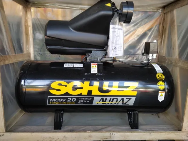 Compressor De Ar Schulz Audaz MCSV 20 Pés 200 Litros 5CV - Trifásico 220/380V