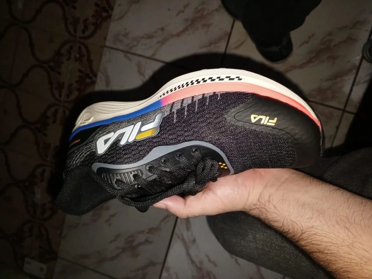 Tênis fila original zerado na caixa n36,37,38 por apenas 170 reais - Foto 2