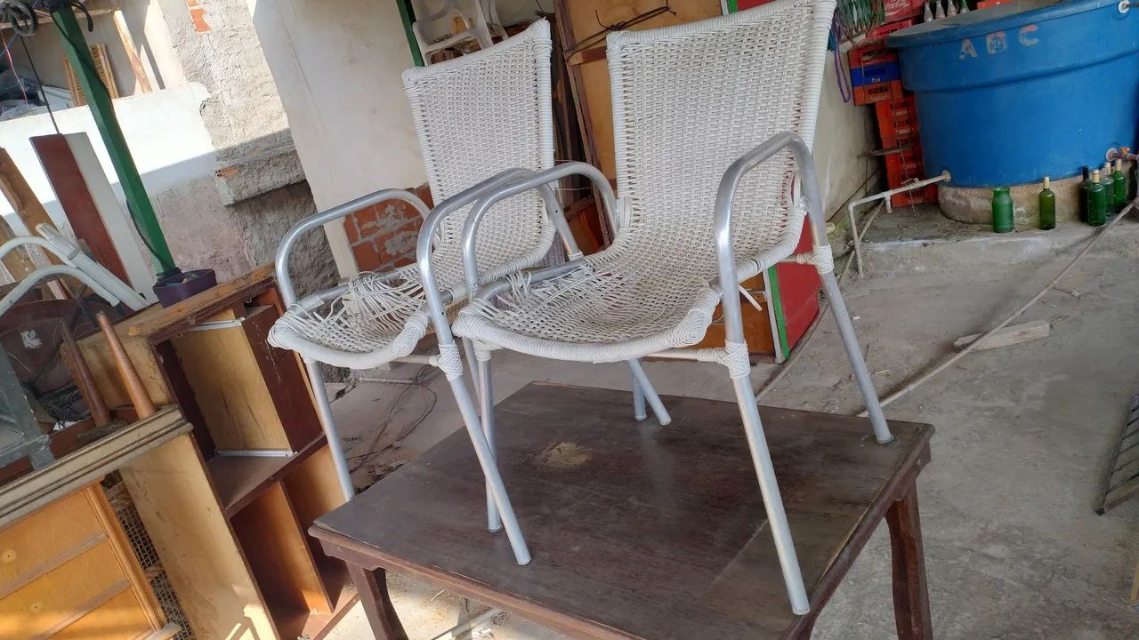 Cadeira em alumínio para reforma  - Foto 2