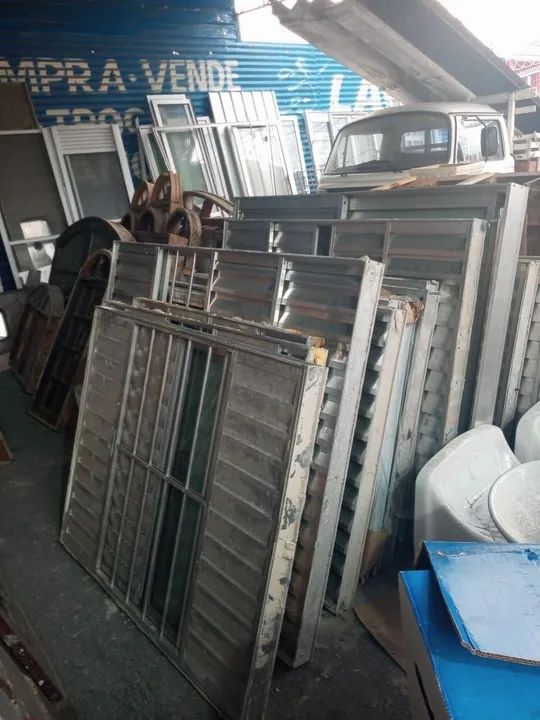 Venezianas de alumínio - Diversos tamanhos  