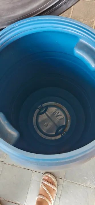 Barril/Bombona de água azul 60 litros - Foto 2