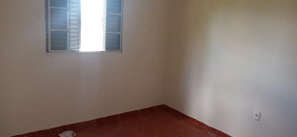 C859 - Casa com dois dormitórios em bairro residencial - Foto 4