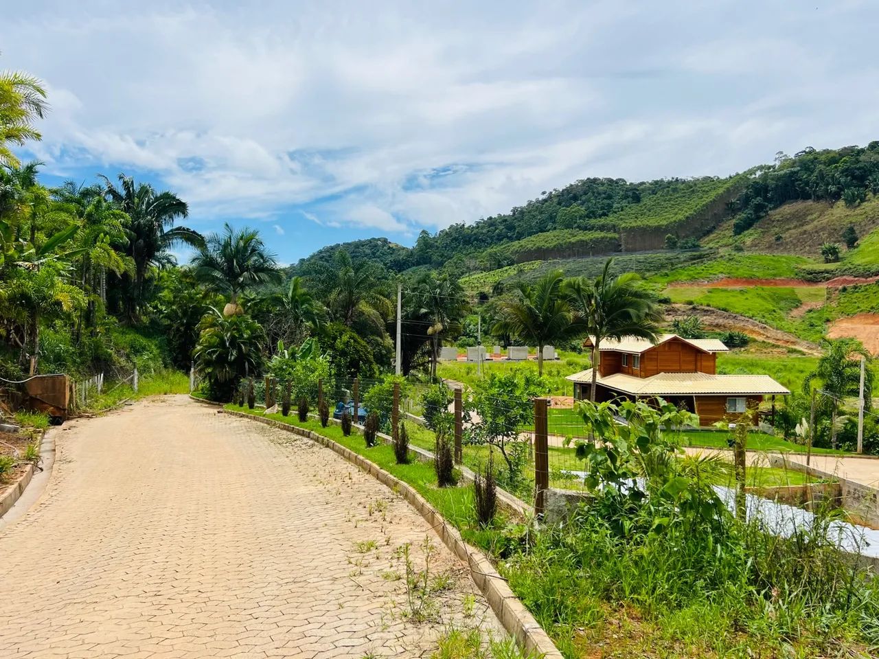 Terreno com vista espetacular em condomínio fechado, alto padrão. - Foto 14