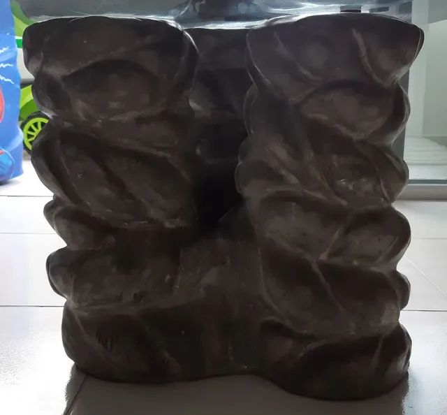 Mesa de centro ( peça única) com tampo de vidro   - Foto 3