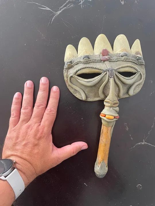 Máscara indígena de Manaus com escamas de pirarucu - Foto 3