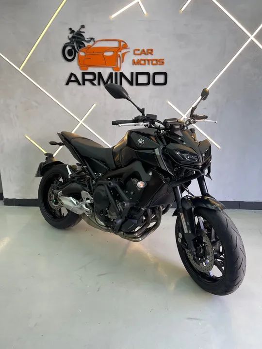 Yamaha MT-09 ABS - Ano 2022 - 5 mil km 