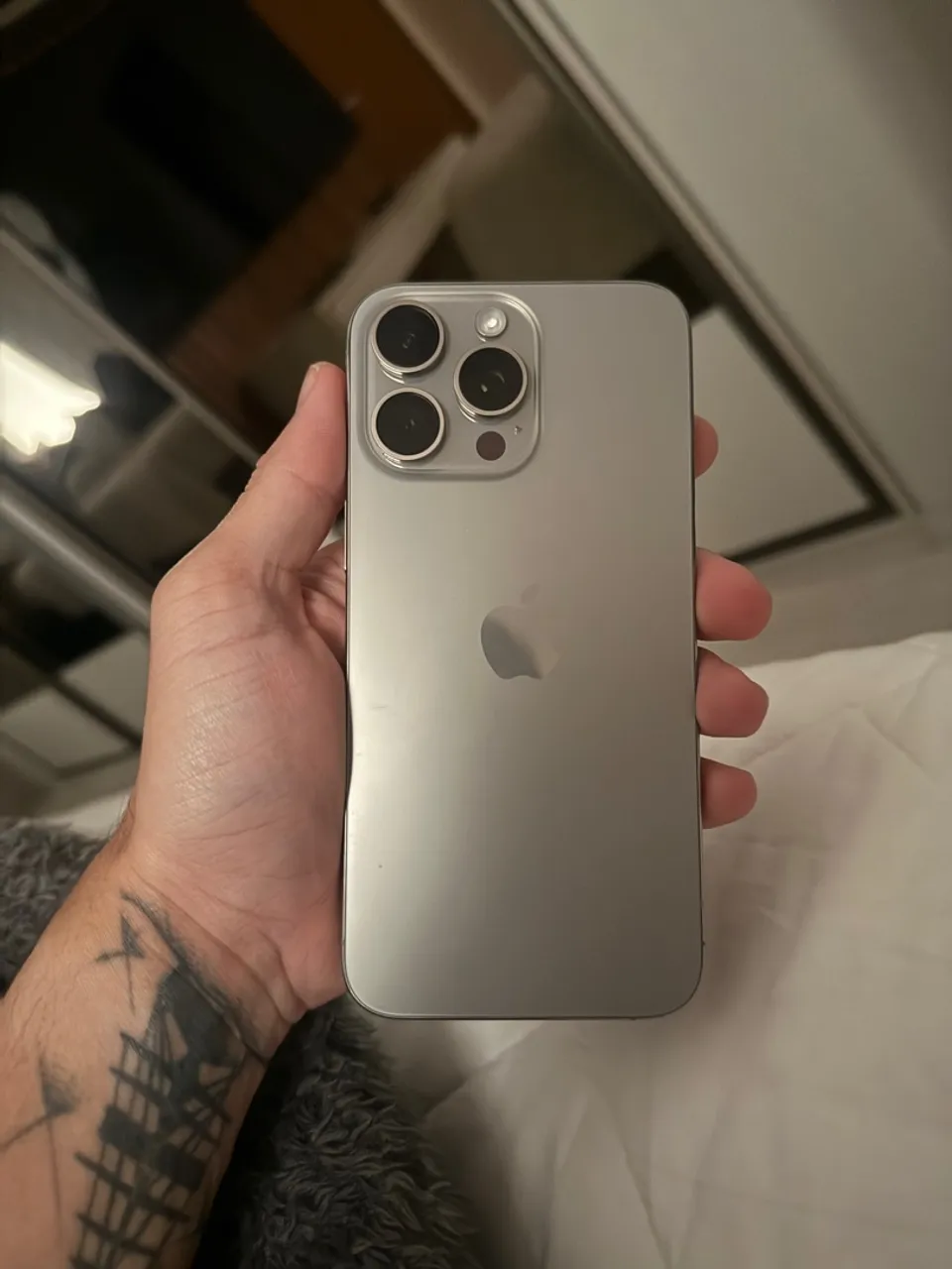 iPhone 15 pro Max em perfeito estado