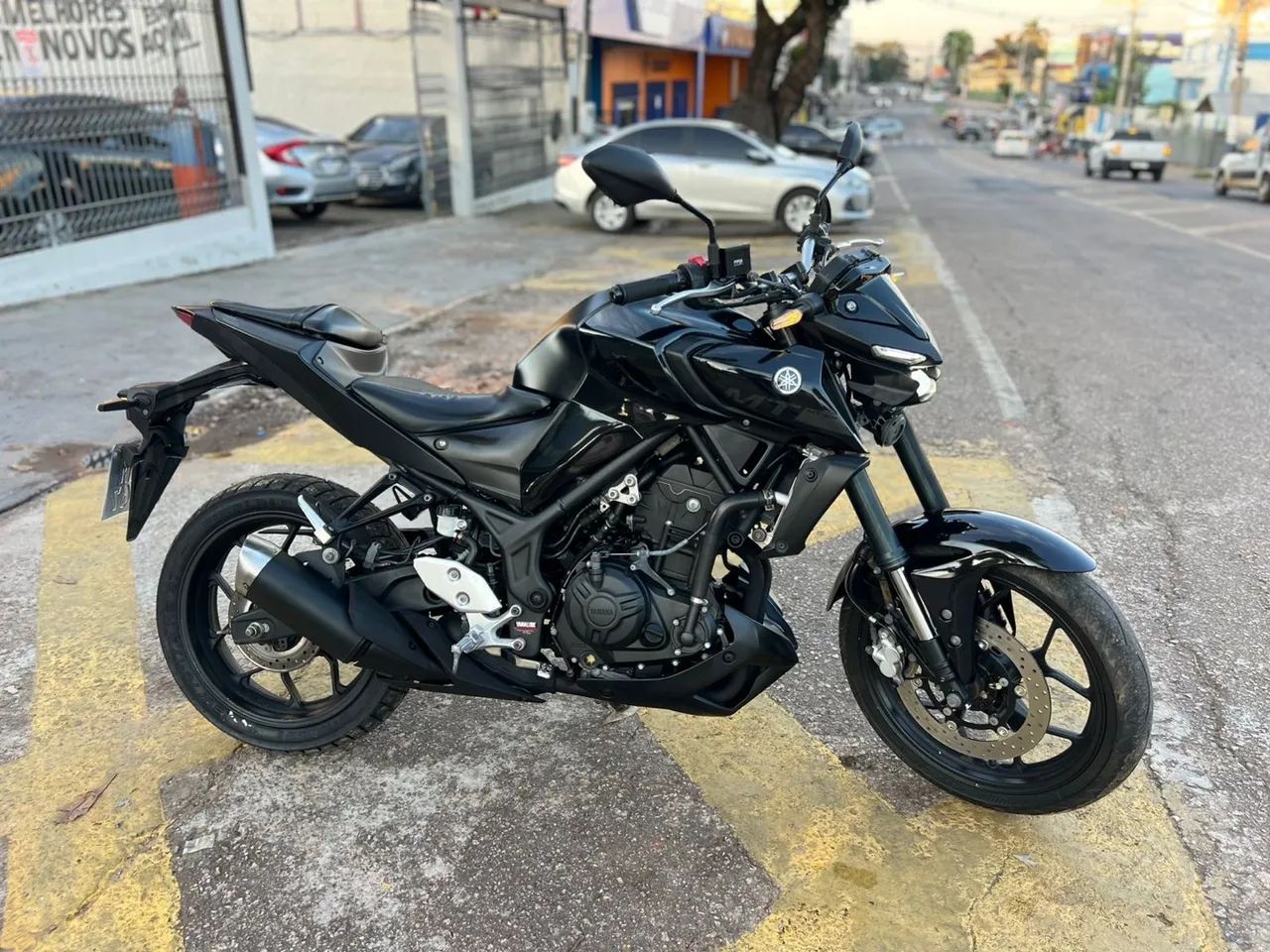 Yamaha mt03 321cc Ano: 2021/2021  Km: 28.000 Valor: 27.500$