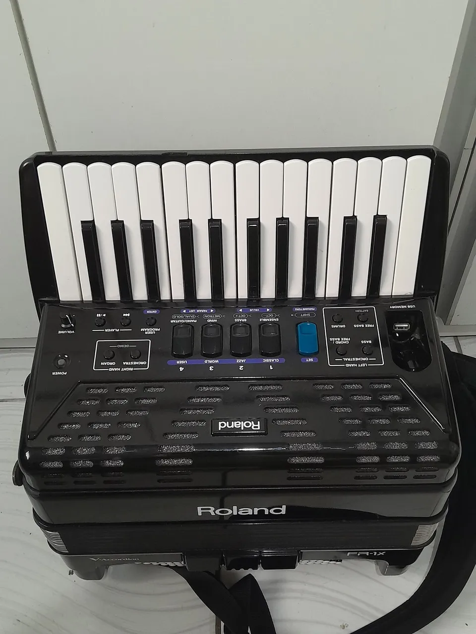 Acordeon fr1 X da roland