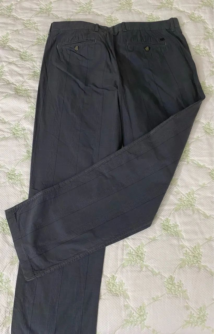 Calça Masculina Listrada Cinza