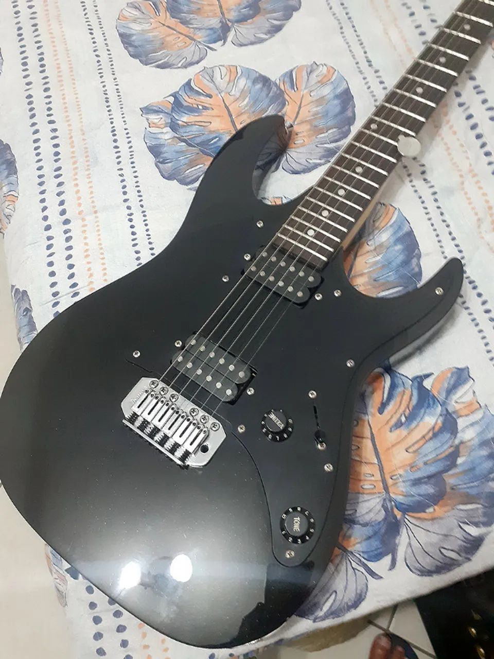 > Guitarra Ibanez Gio GRX20 H-H Ano 2013 - Estuda Troca  