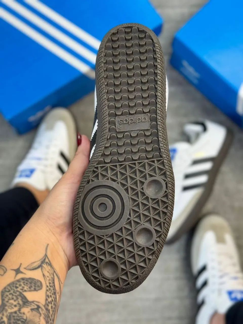 Tênis Adidas Samba - Branco e Preto - Foto 3